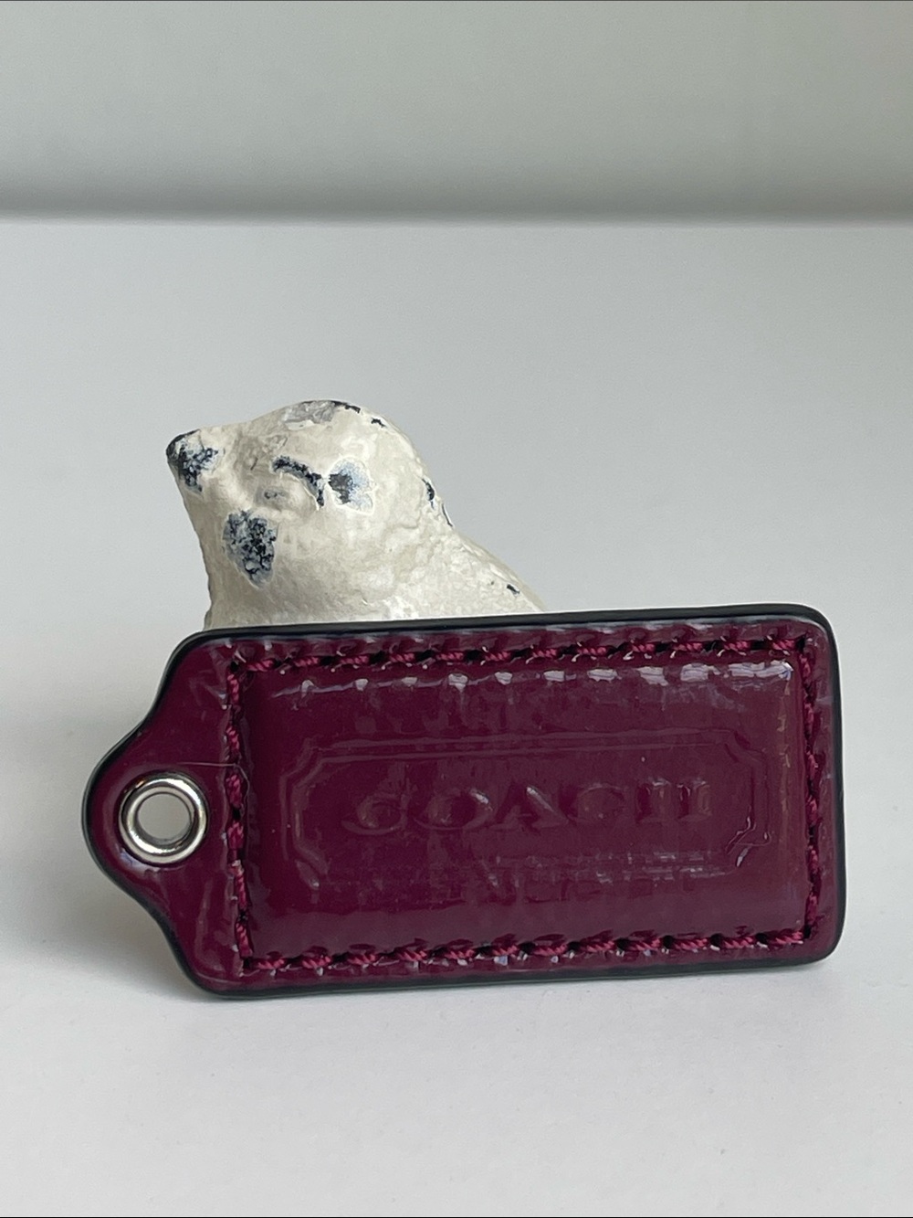 💥4/$25💥 2” COACH Leather Fob Bag Charm Keychain
Hang Tag